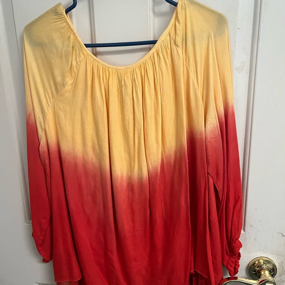 Chelsea and Theodore top. New without tags. Beautiful two tone colors. Large